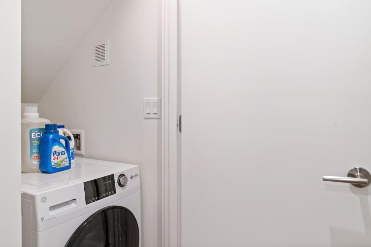Modern Apartment Near Light Rail Seattle Bagian luar foto